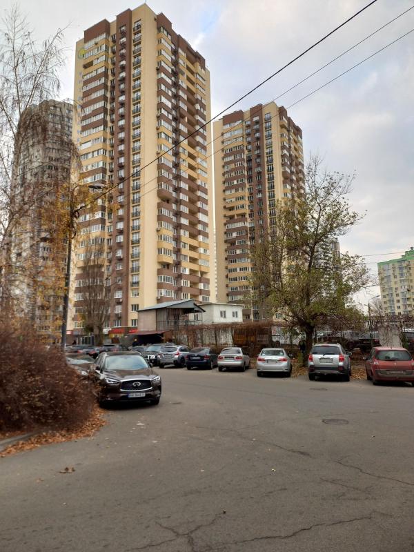 Продаж 2 кімнатної квартири 67 кв. м, Андрія Аболмасова вул. (Панельна) 4