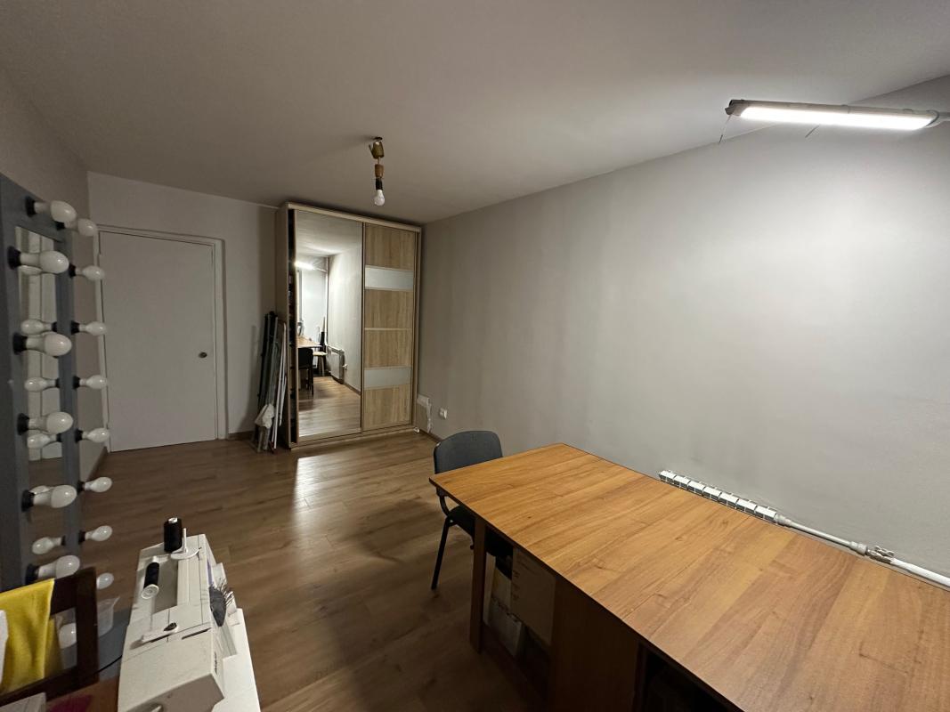 Sale 3 bedroom-(s) apartment 70 sq. m., Alexander Archipenko Street (Mate Zalky Street) 10Б