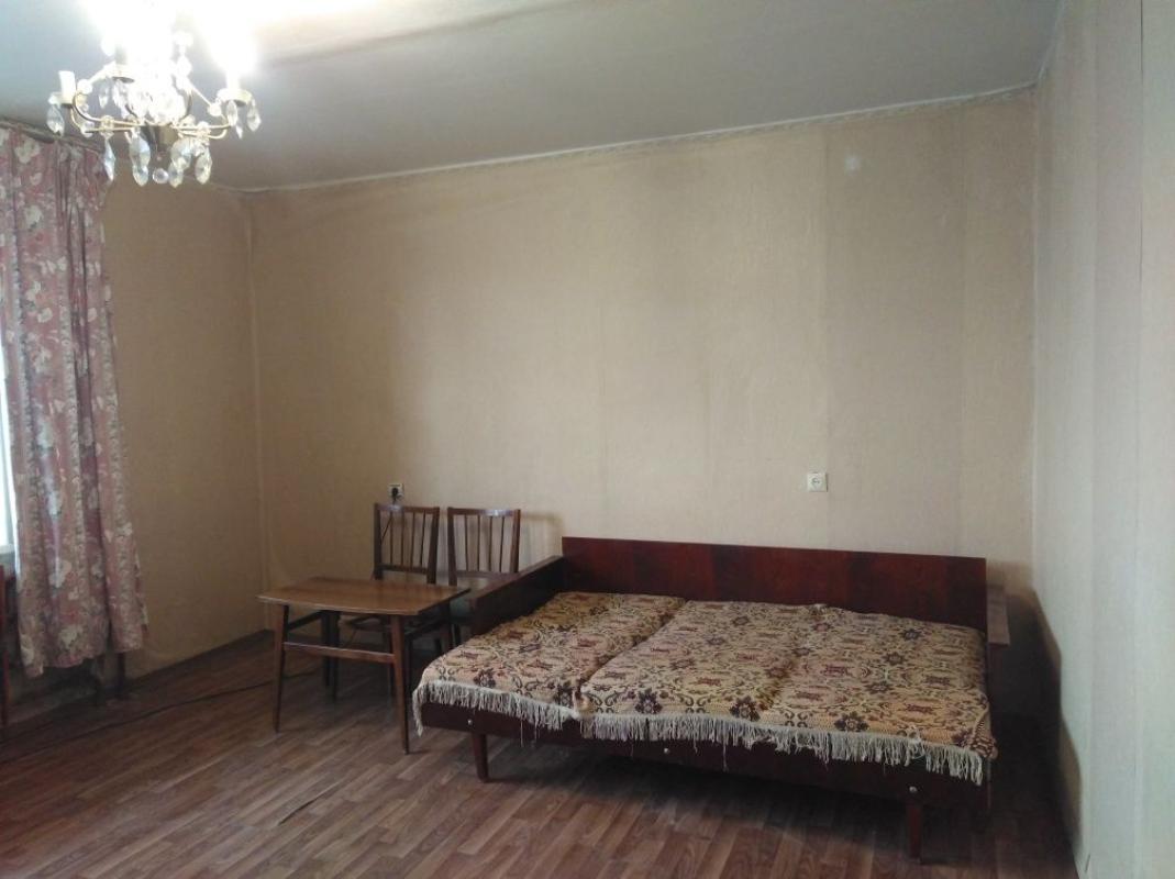 Long term rent 2 bedroom-(s) apartment Peremohy Avenue 59