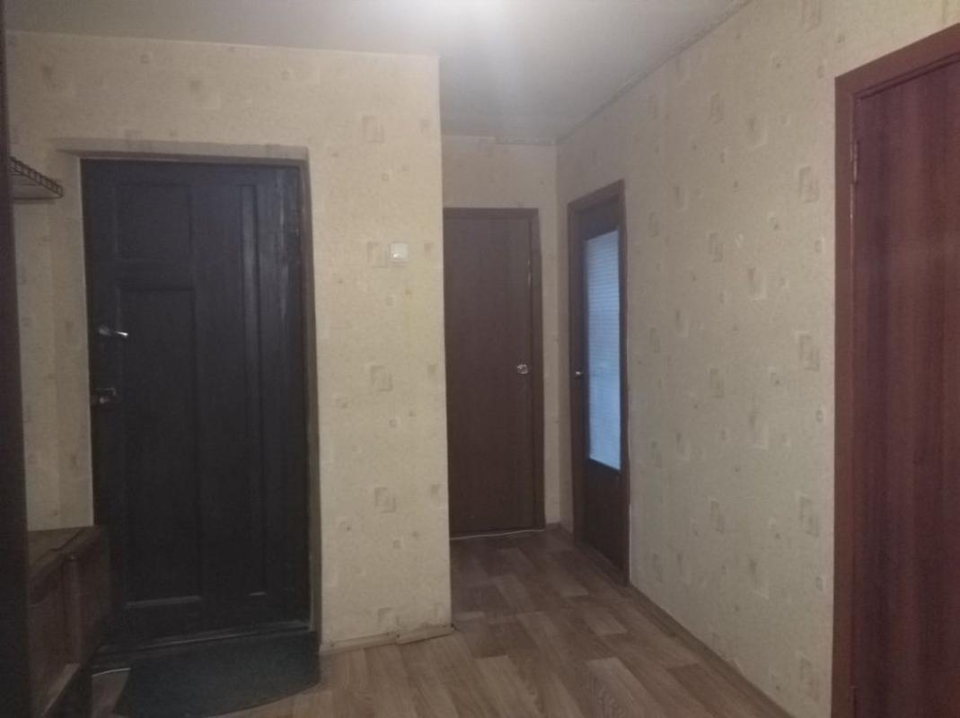 Long term rent 2 bedroom-(s) apartment Peremohy Avenue 59