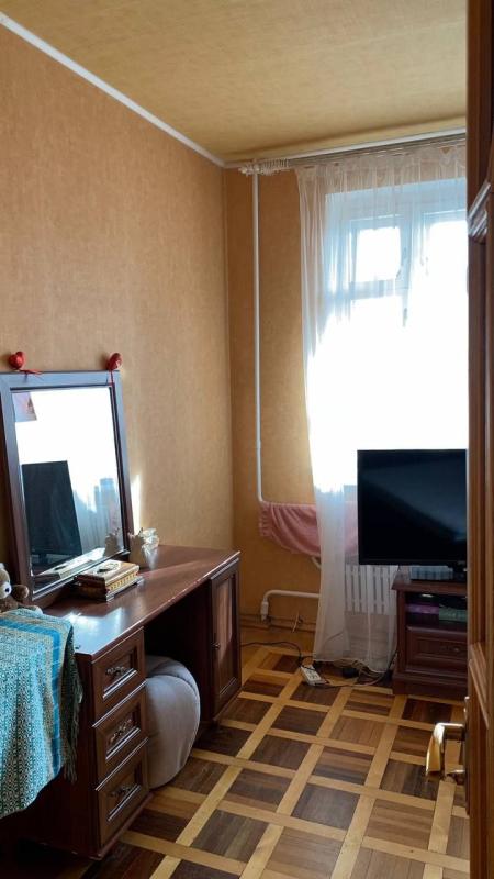 Long term rent 2 bedroom-(s) apartment Oleksandrivskyi Avenue (Kosiora Avenue) 69а