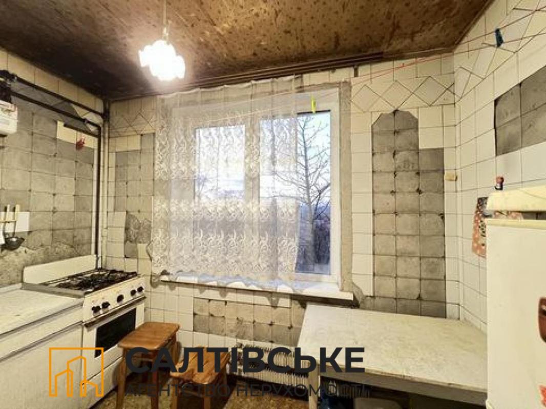 Продажа 3 комнатной квартиры 44 кв. м, Академика Павлова ул. 132