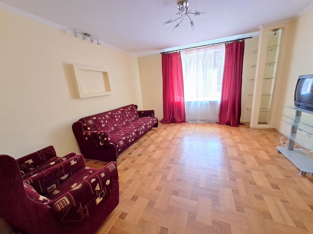 Long term rent 2 bedroom-(s) apartment Berezhanska Street 14