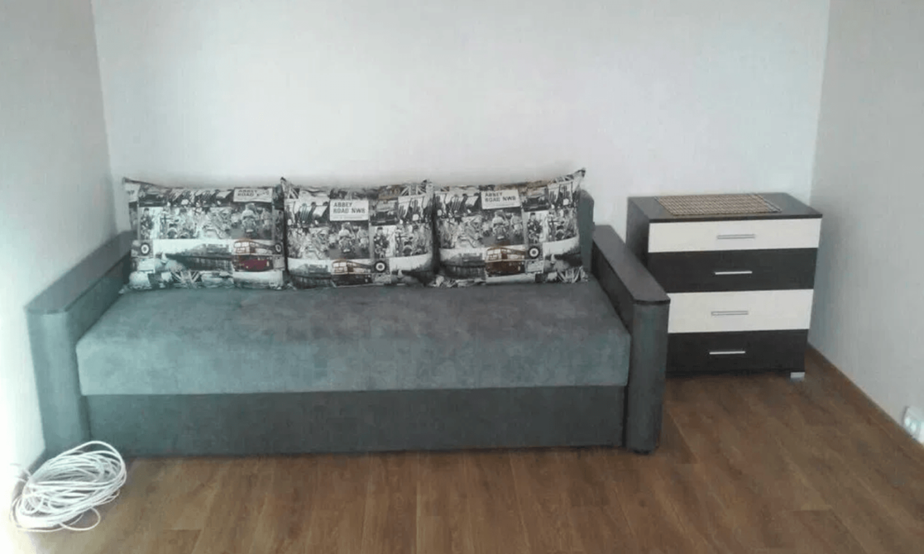 Long term rent 1 bedroom-(s) apartment Zhasminovyi Boulevard (Petra Slynka Street) 6