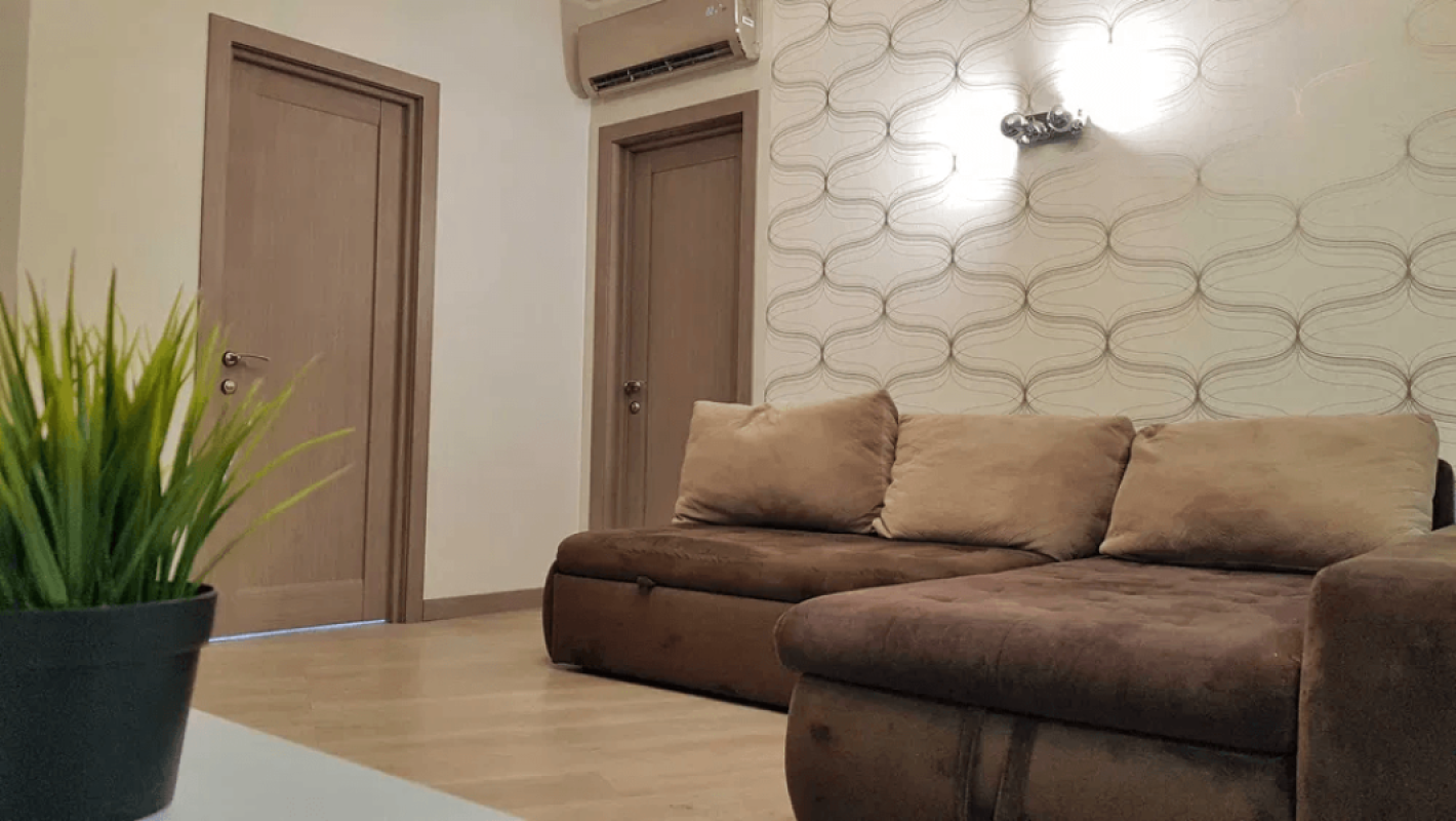 Long term rent 2 bedroom-(s) apartment Aviakonstruktora Ihoria Sikorskoho Street (Tankova Street) 1