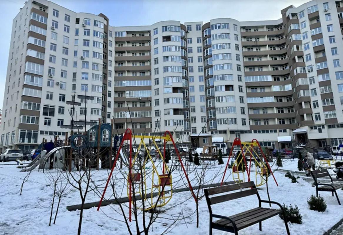 Продажа 3 комнатной квартиры 75 кв. м, Киевская ул. 12