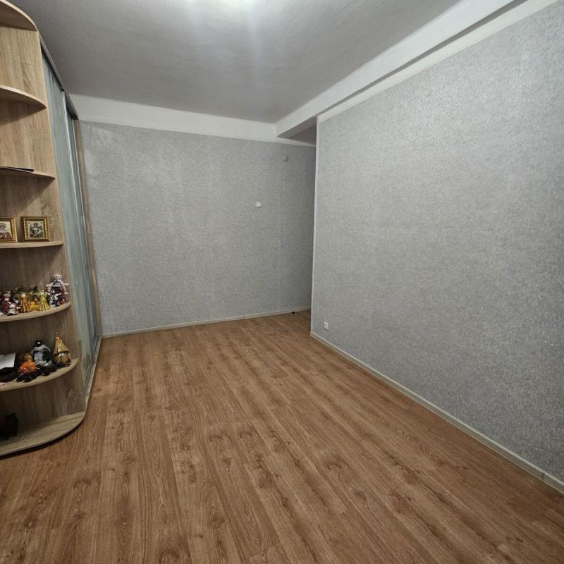 Sale 2 bedroom-(s) apartment 40 sq. m., Ushynskoho Street 3