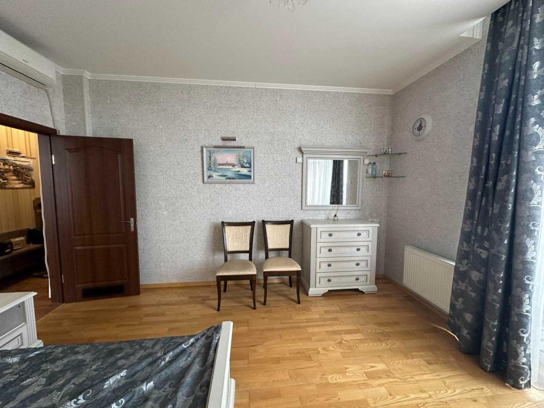 Long term rent 2 bedroom-(s) apartment Danylevskoho Street 19