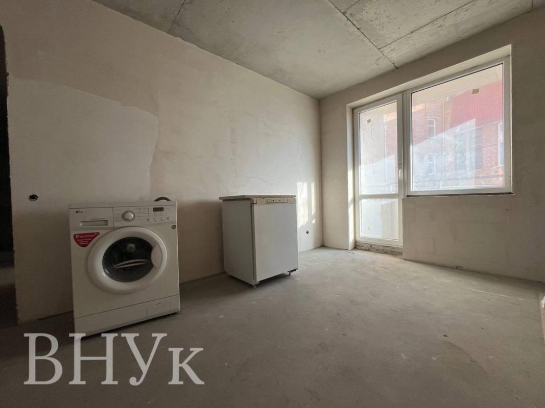 Sale 3 bedroom-(s) apartment 92.5 sq. m., Shpytalna Street 13