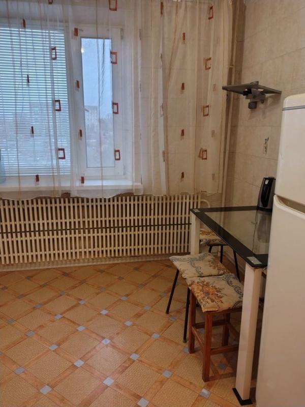 Long term rent 2 bedroom-(s) apartment Oleksiyivska Street 30