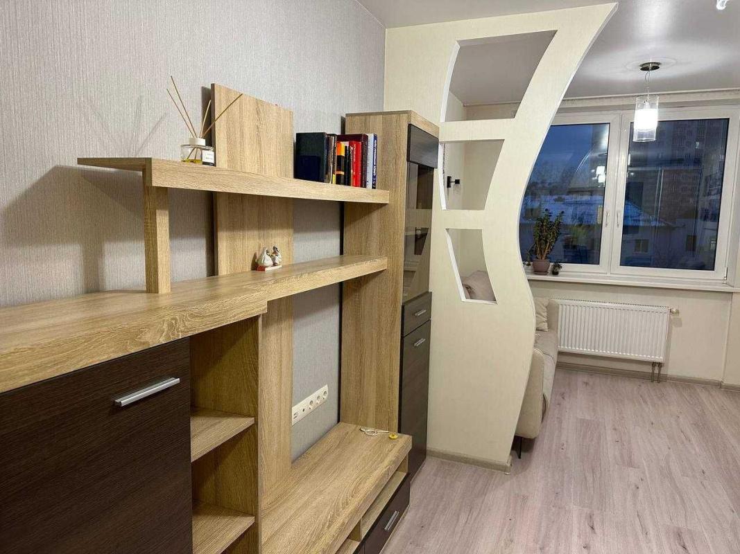 Sale 1 bedroom-(s) apartment 38 sq. m., Yuriya Popravky street (Mykoly Lebedieva Street) 14