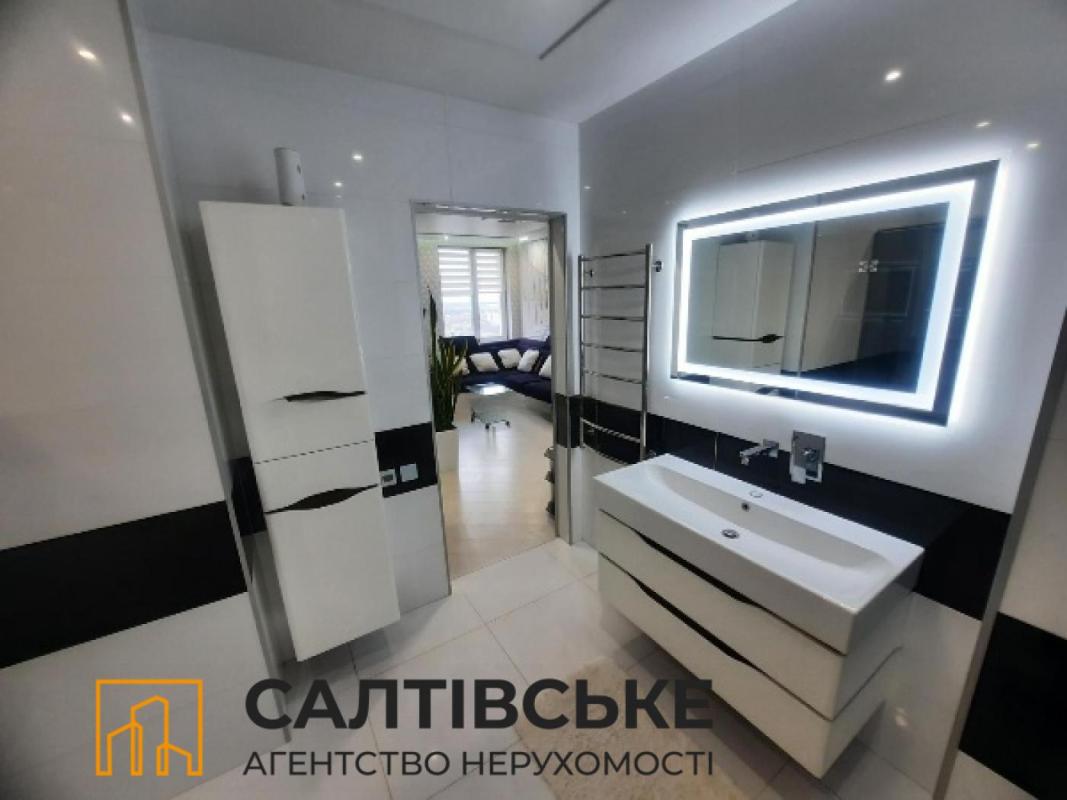 Sale 2 bedroom-(s) apartment 63 sq. m., Yuvileinyi avenue 67б