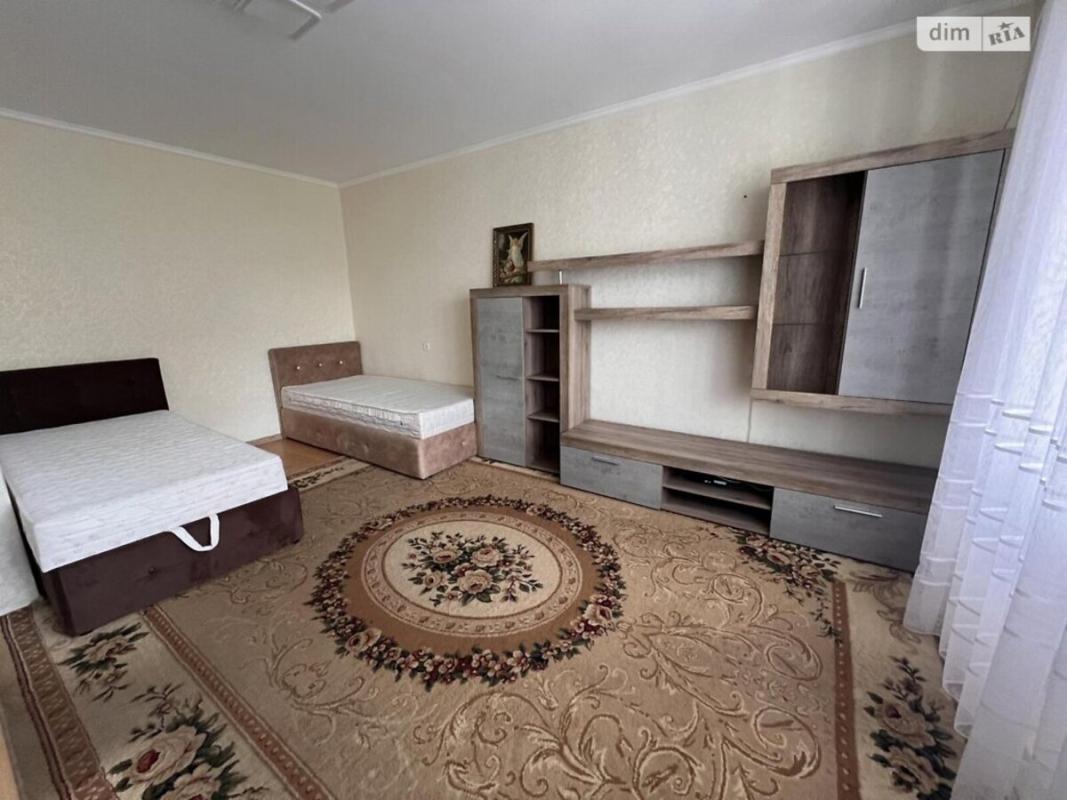 Sale 1 bedroom-(s) apartment 34 sq. m., Chernivetska Street 3