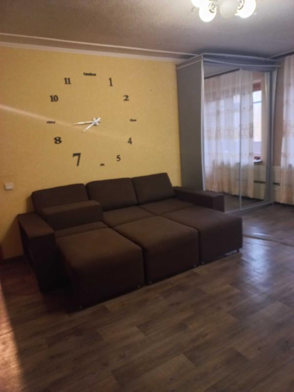 Long term rent 4 bedroom-(s) apartment Klochkivska Street 295