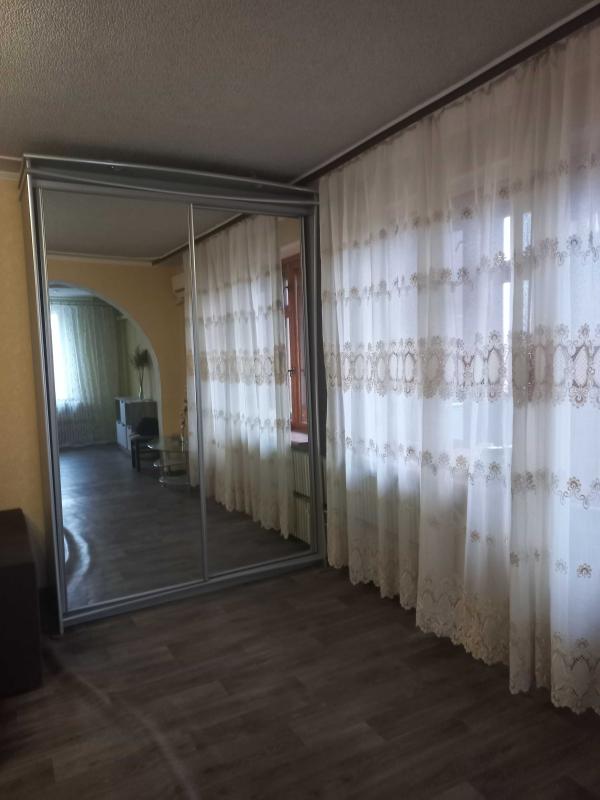 Long term rent 4 bedroom-(s) apartment Klochkivska Street 295