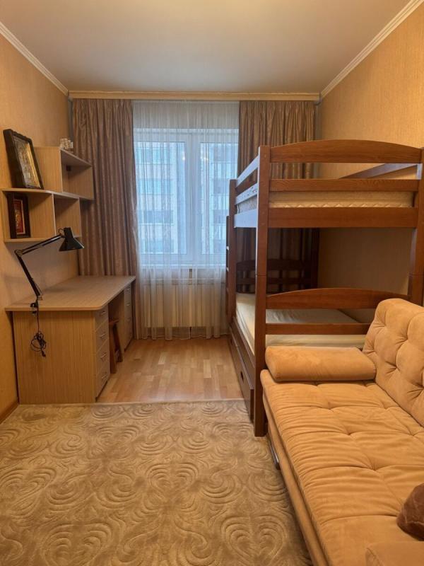 Продаж 2 кімнатної квартири 67 кв. м, Кадетський Гай вул. 6