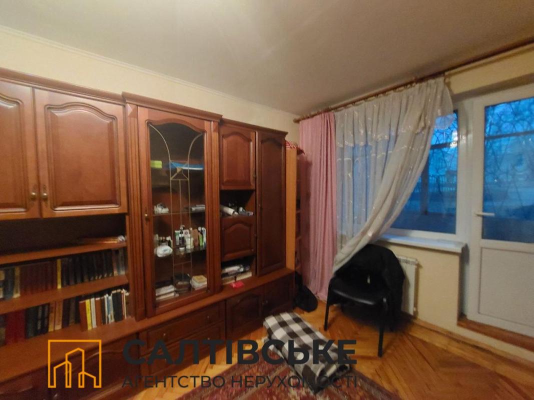 Продаж 3 кімнатної квартири 63 кв. м, Тракторобудівників просп. 114а