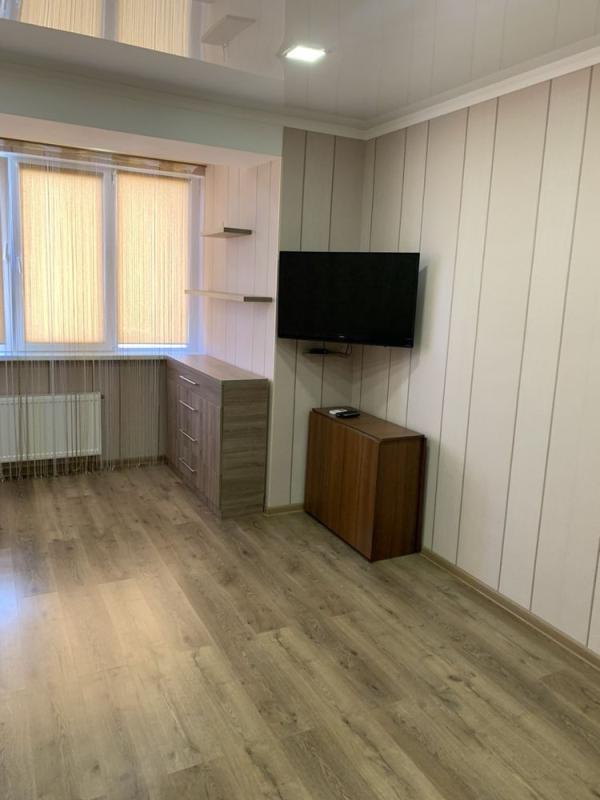 Long term rent 1 bedroom-(s) apartment Iskrynska Street