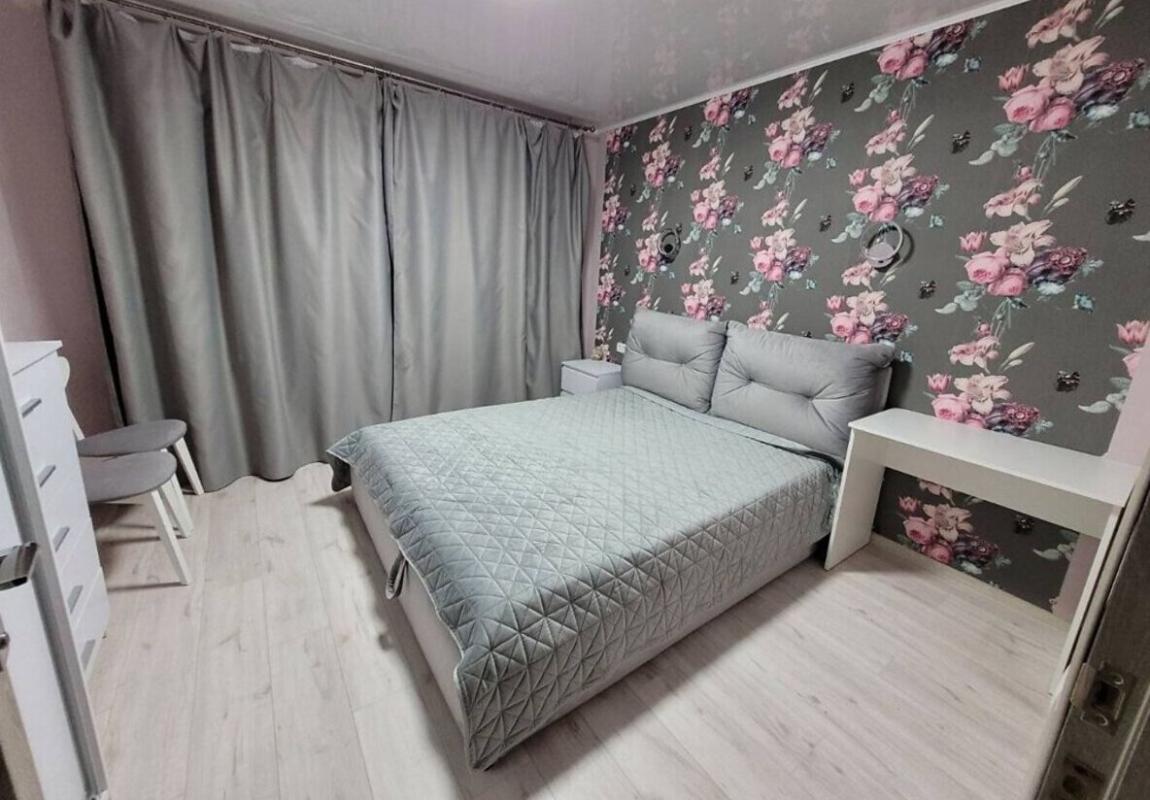 Sale 2 bedroom-(s) apartment 78 sq. m., Yasynuvatskyi Lane 11