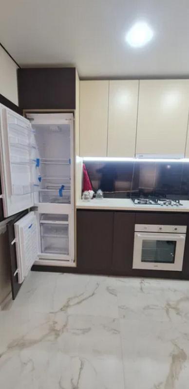 Продажа 3 комнатной квартиры 59 кв. м, Киевская ул. 4