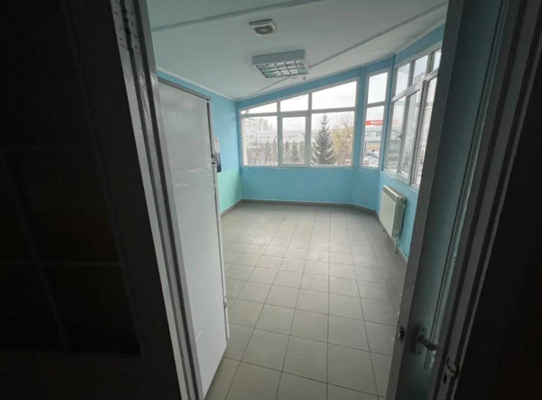 Sale commercial property 226 sq. m., Torhovytsia Street (Zhyvova Street) 7