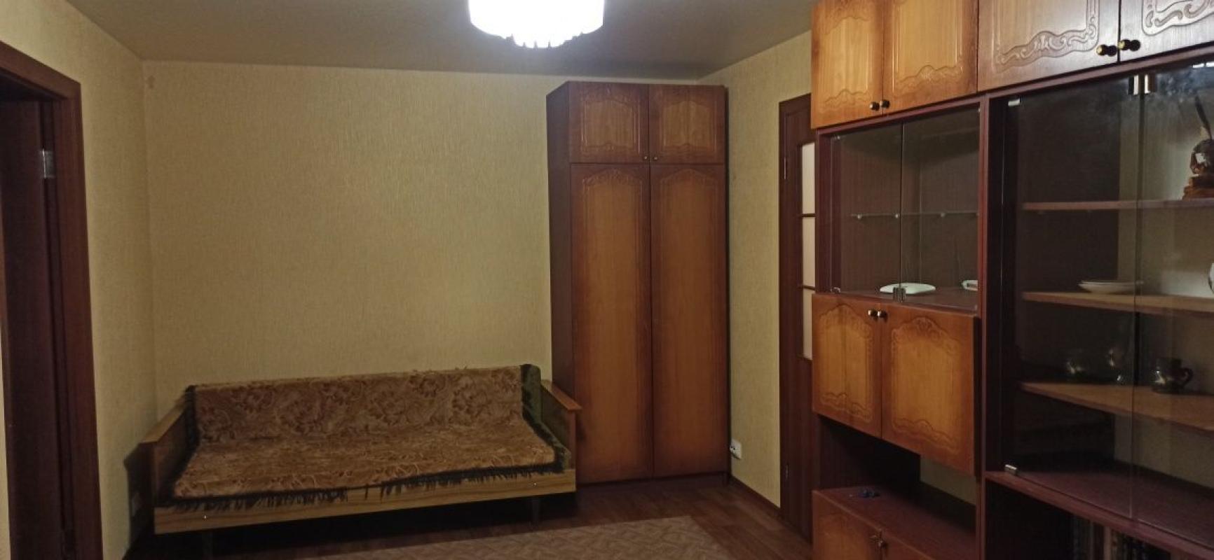 Long term rent 2 bedroom-(s) apartment Yuriia Haharina Avenue 179