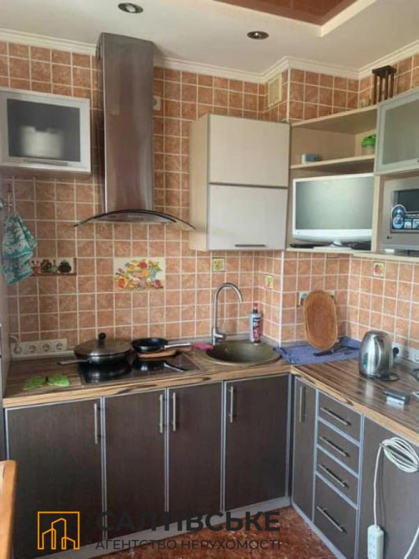 Продажа 2 комнатной квартиры 51 кв. м, Амосова ул. 54