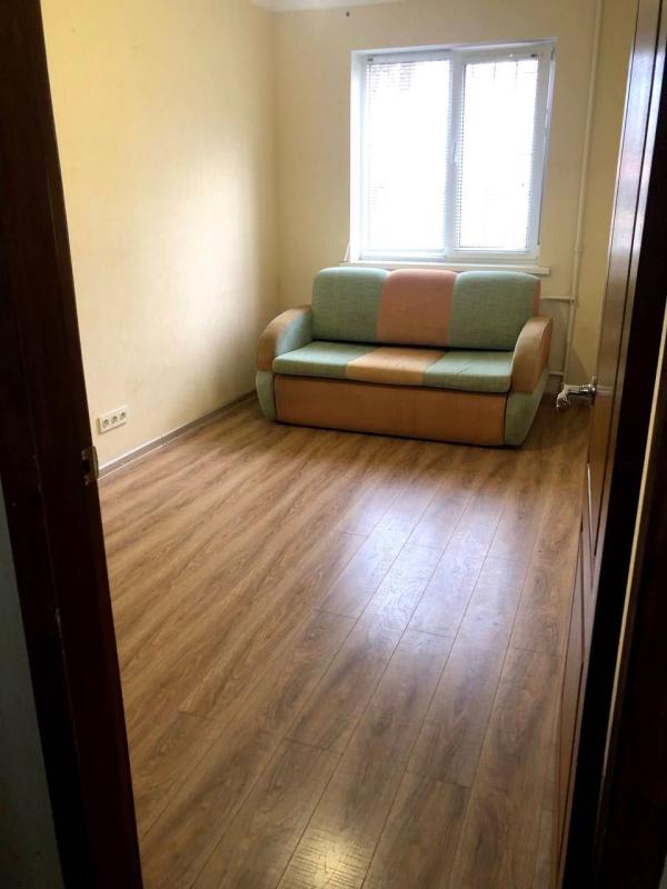 Sale 2 bedroom-(s) apartment 43.9 sq. m., Niutona Street 133