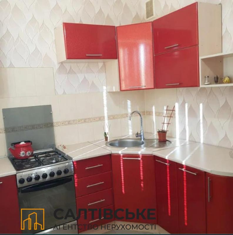 Продажа 2 комнатной квартиры 52 кв. м, Амосова ул. 7