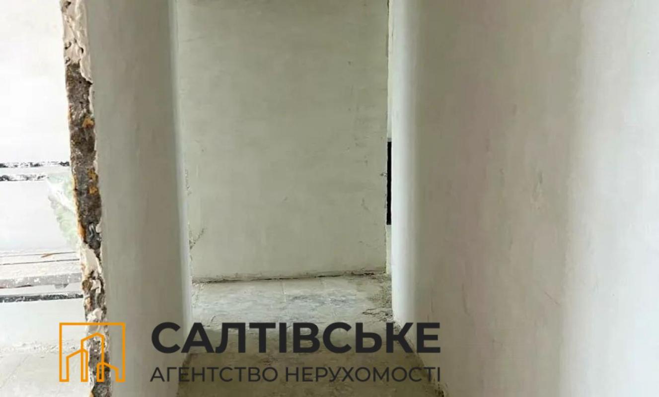 Продаж 3 кімнатної квартири 64 кв. м, Тракторобудівників просп. 63