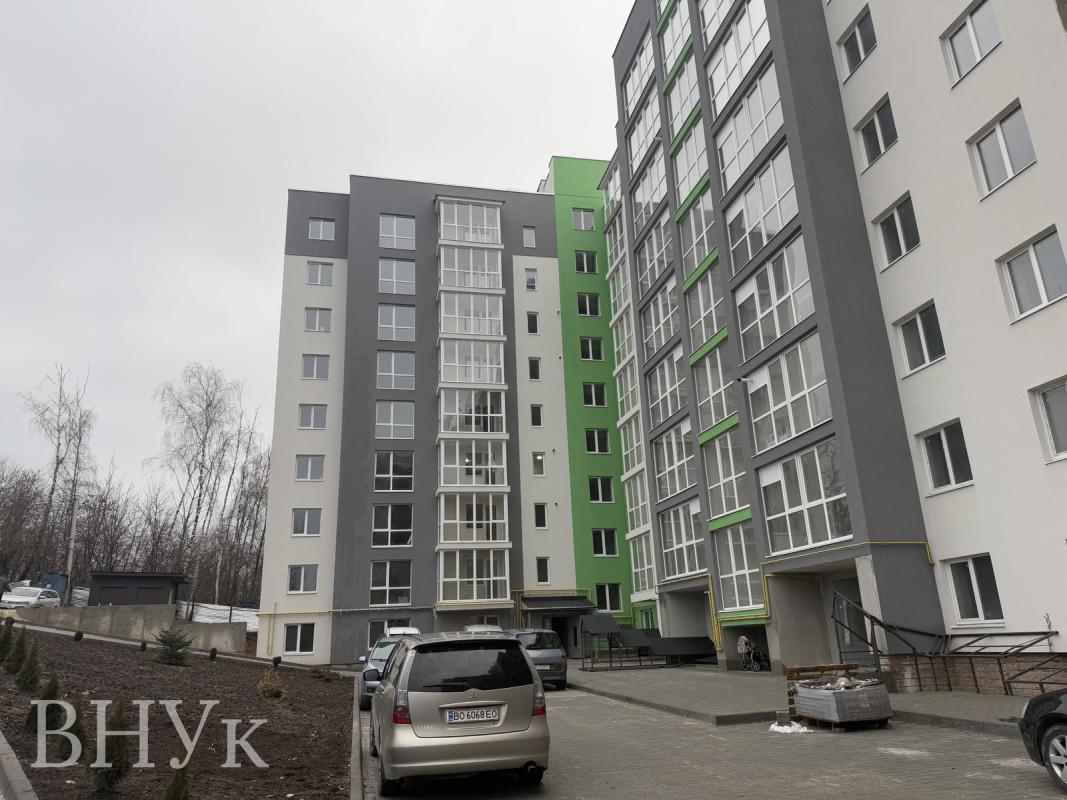 Продаж 2 кімнатної квартири 60 кв. м, Чернівецька вул. (Пензенська) 4