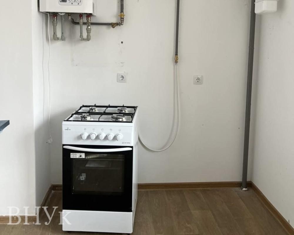 Продаж 3 кімнатної квартири 74 кв. м, Смакули вул.