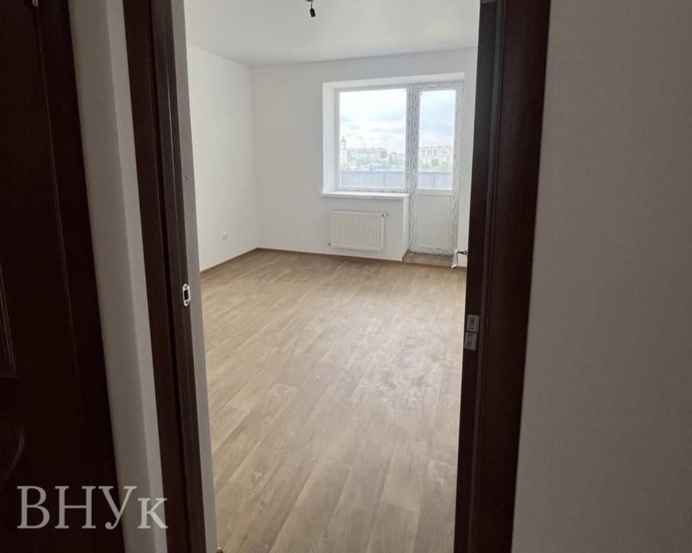 Продаж 3 кімнатної квартири 74 кв. м, Смакули вул.