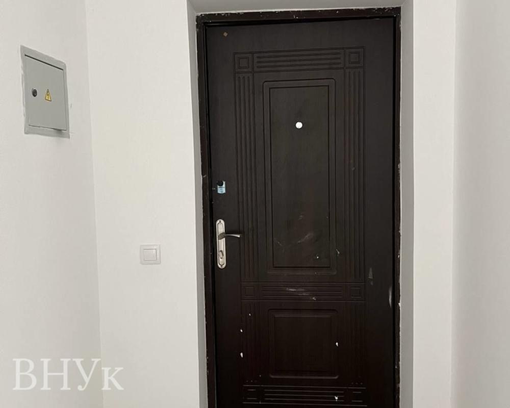 Продаж 3 кімнатної квартири 74 кв. м, Смакули вул.