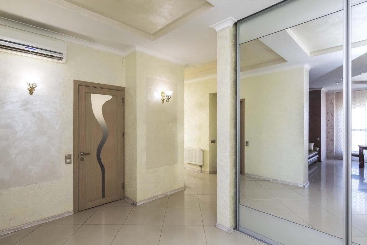 Sale 3 bedroom-(s) apartment 111 sq. m., Petra Bolbochana street (Klaptsova Street) 52