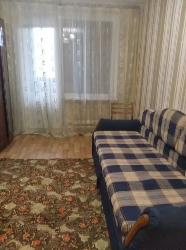 Apartment for rent - Hvardiytsiv-Shyronintsiv Street 73