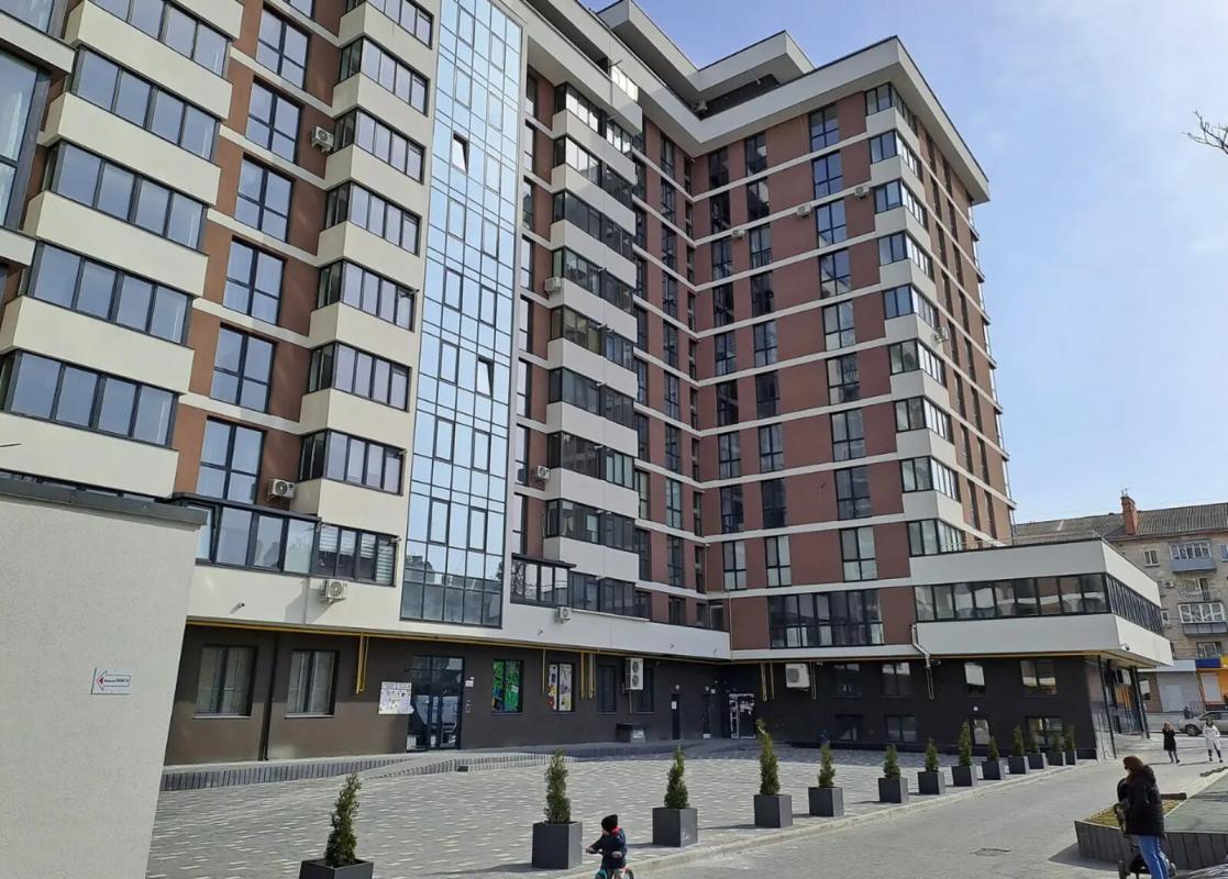 Продаж 2 кімнатної квартири 59 кв. м, Миру вул.