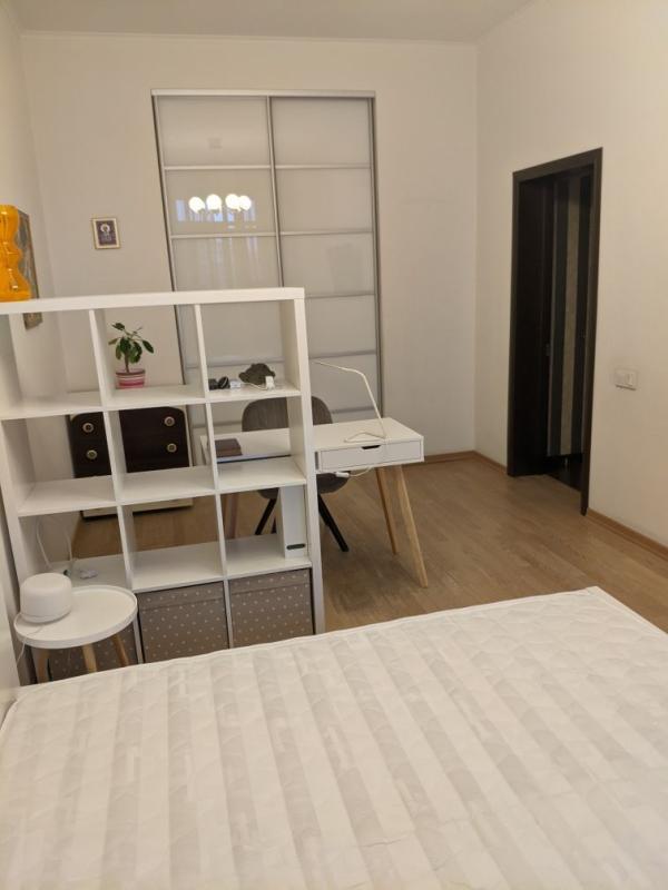 Long term rent 2 bedroom-(s) apartment Parkovo-Syretska street (Tymofiia Shamryla Street) 4В