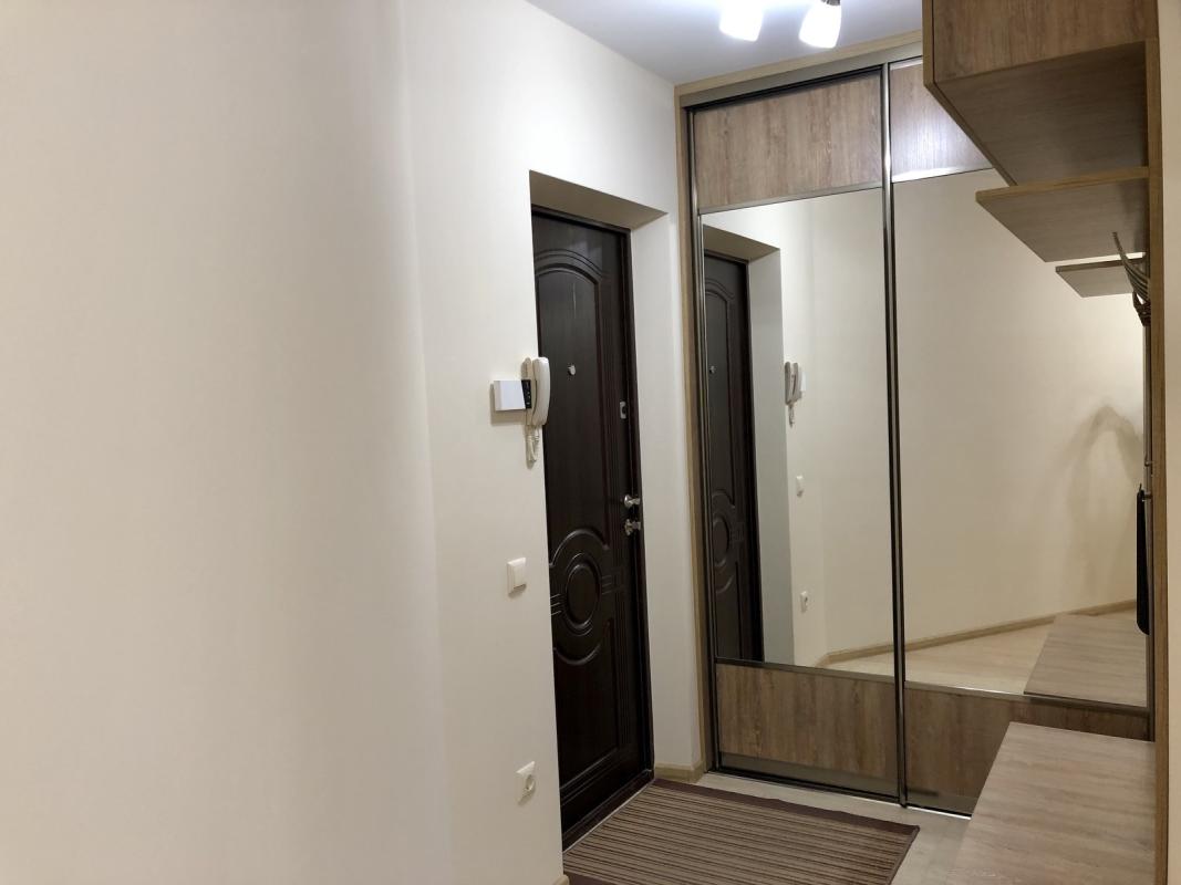 Long term rent 1 bedroom-(s) apartment Troleibusna Street 3Б