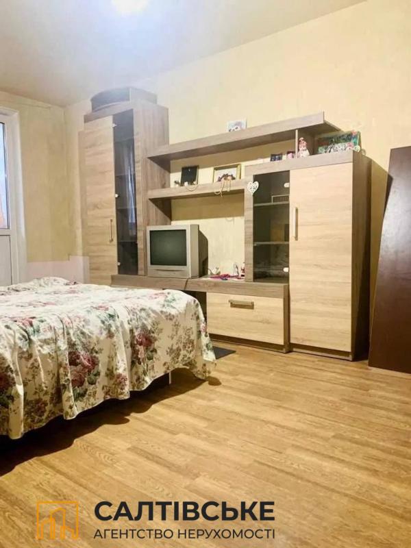 Продажа 1 комнатной квартиры 32 кв. м, Владислава Зубенко ул. (Тимуровцев) 80