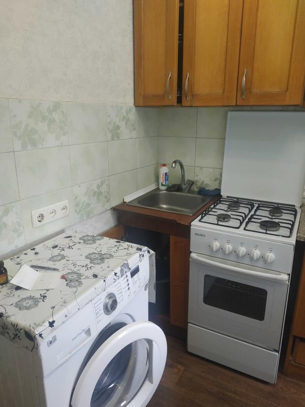 Long term rent 2 bedroom-(s) apartment Byron Avenue (Heroiv Stalinhrada Avenue) 167