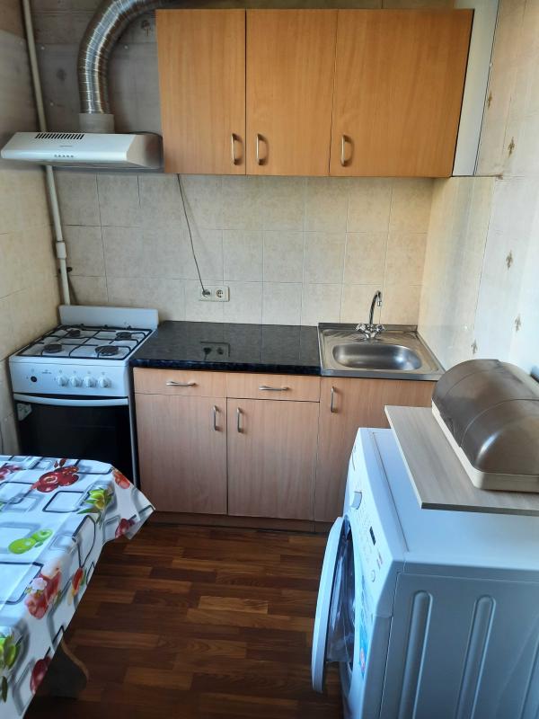 Long term rent 1 bedroom-(s) apartment Novhorodska Street 10