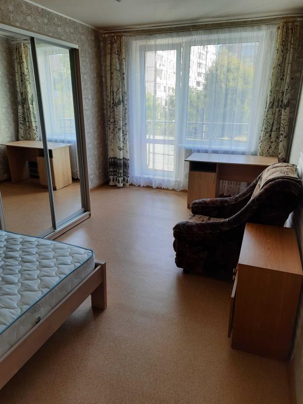 Long term rent 1 bedroom-(s) apartment Novhorodska Street 10