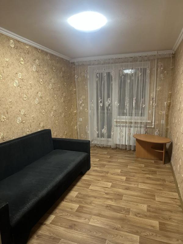 Long term rent 3 bedroom-(s) apartment Kholodnohirska street 13