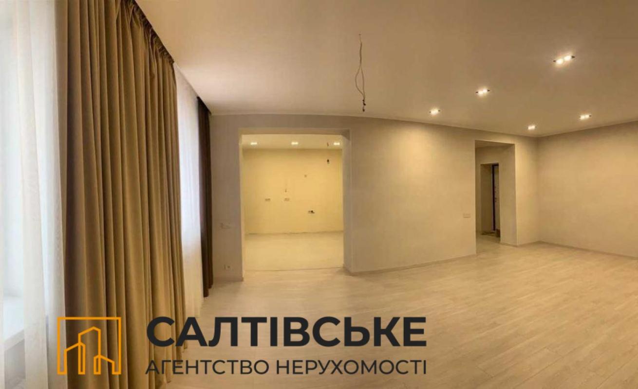 Продаж 4 кімнатної квартири 148 кв. м, Гвардійців-Широнінців вул. 27