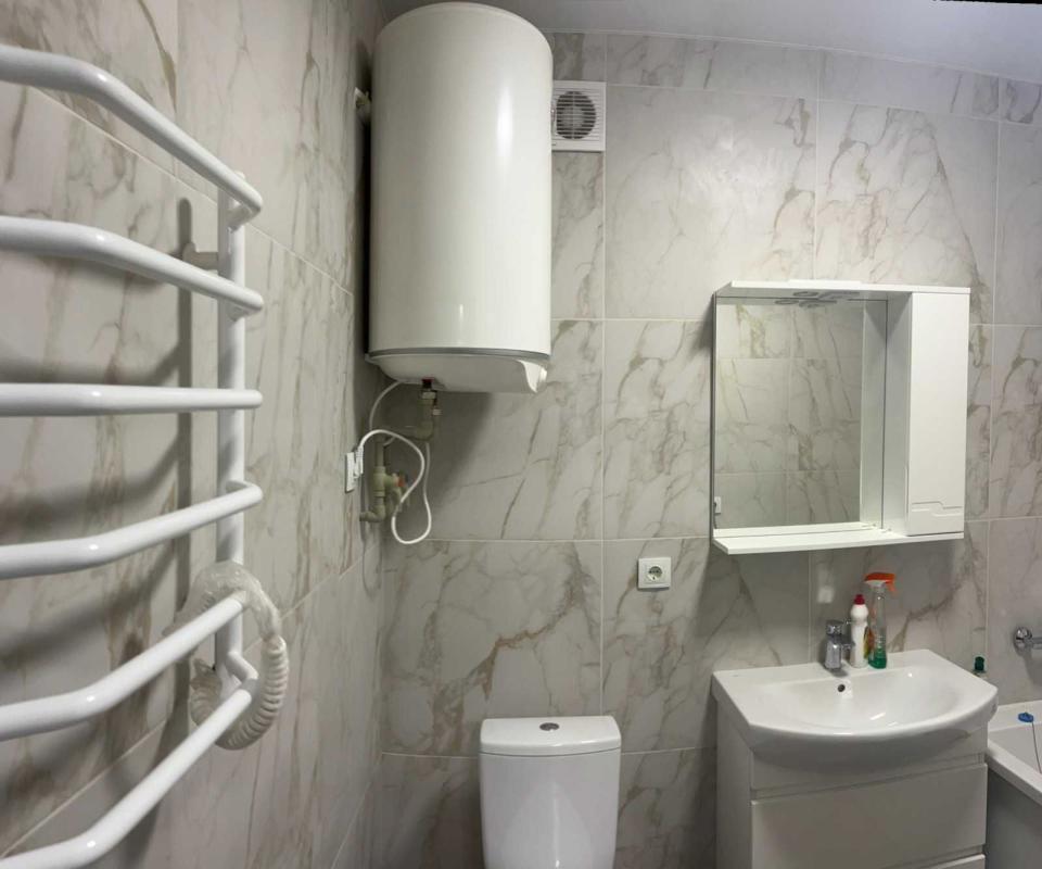 Long term rent 2 bedroom-(s) apartment Poltavsky Shlyakh Street 184