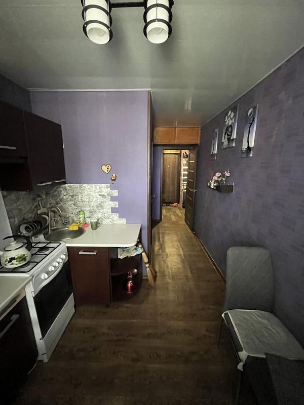 Long term rent 1 bedroom-(s) apartment Zhasminovyi Boulevard (Petra Slynka Street) 13/1