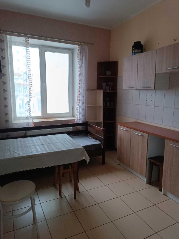 Long term rent 2 bedroom-(s) apartment Traktorobudivnykiv Avenue 103б