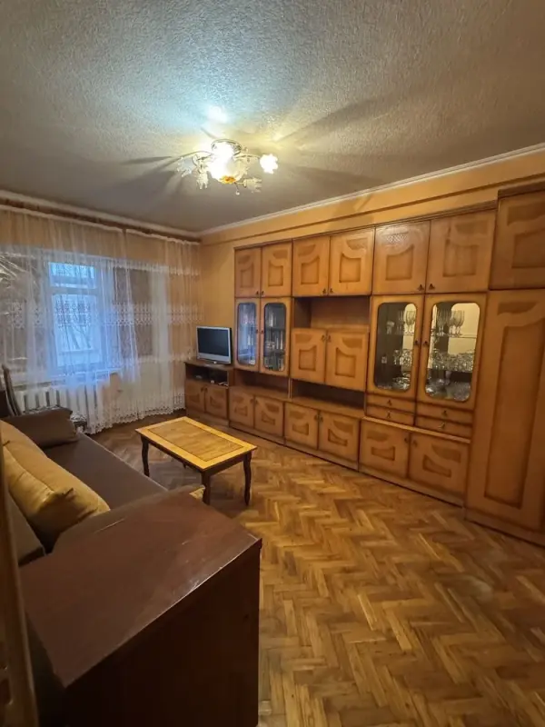 Apartment for rent - Otakara Yarosha Street 17б