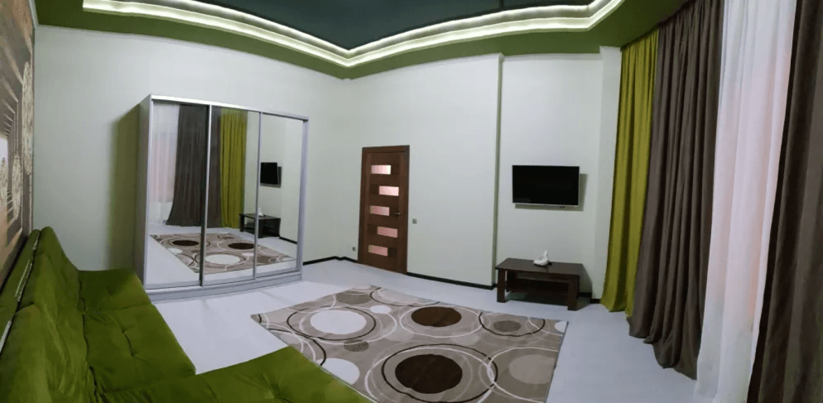 Long term rent 3 bedroom-(s) apartment Akademika Barabashova Street 32